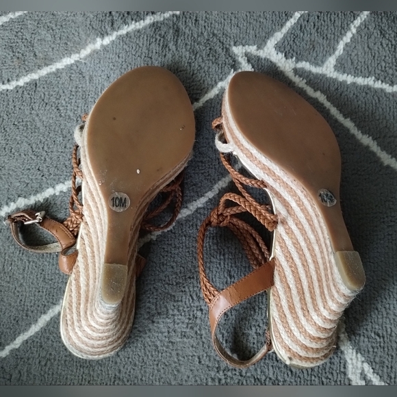 Michael Kors Summer Wedge Espadrilles in Box - Picture 10 of 11